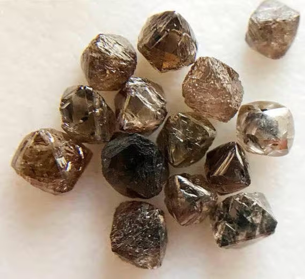 Diamants bruns champagne – Chaleur et authenticité brutes - Bracelets Kern