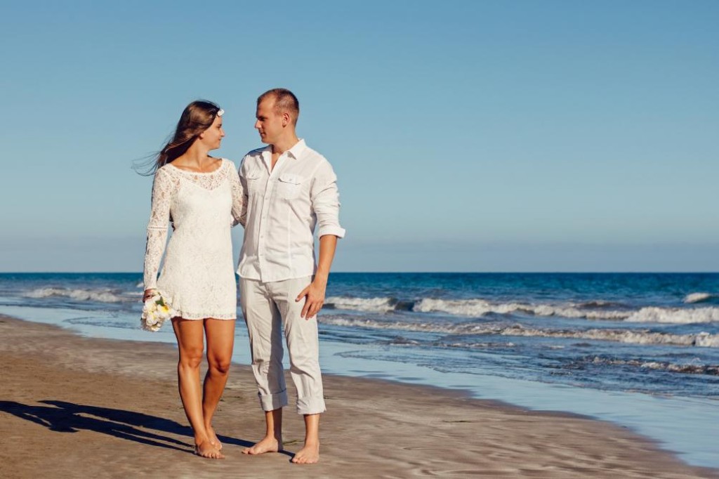 Escapade romantique en bord de mer – 11 ans de mariage, noces de corail l Bracelets Kern "11th Wedding Anniversary"