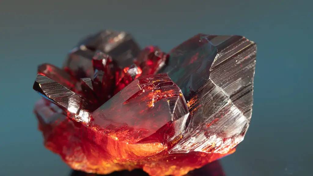 Rubis rouge, pierre précieuse des 35 ans de mariage