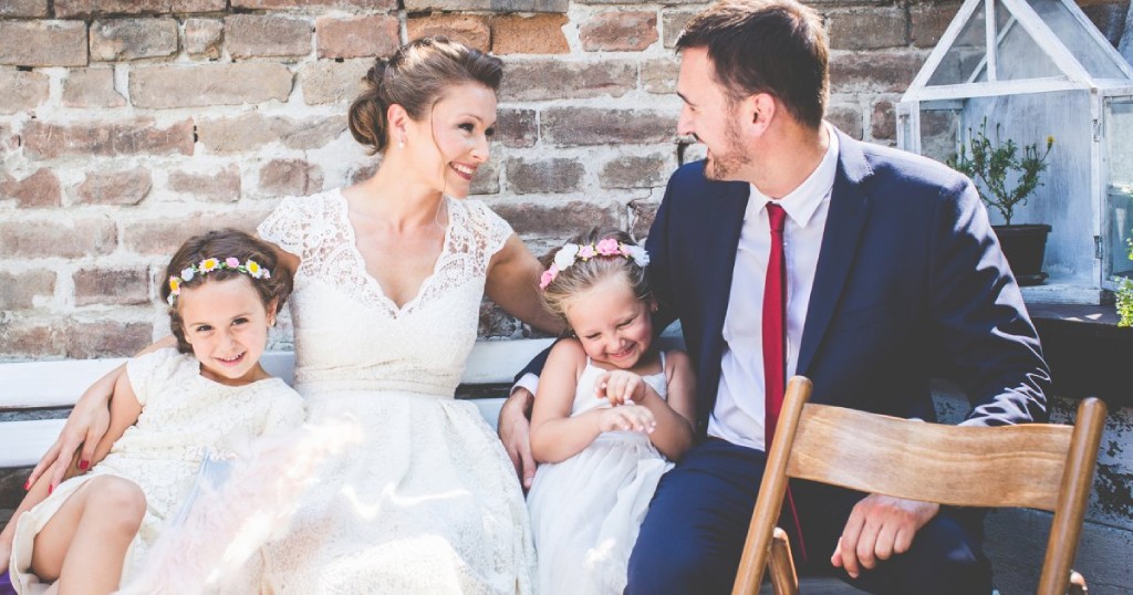 17 ans de mariage célébrés en famille – noces de rose l 17th wedding anniversary - Bracelets Kern