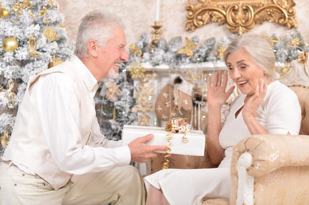 Célébrer les noces de rose avec un cadeau symbolique l Bracelets Kern