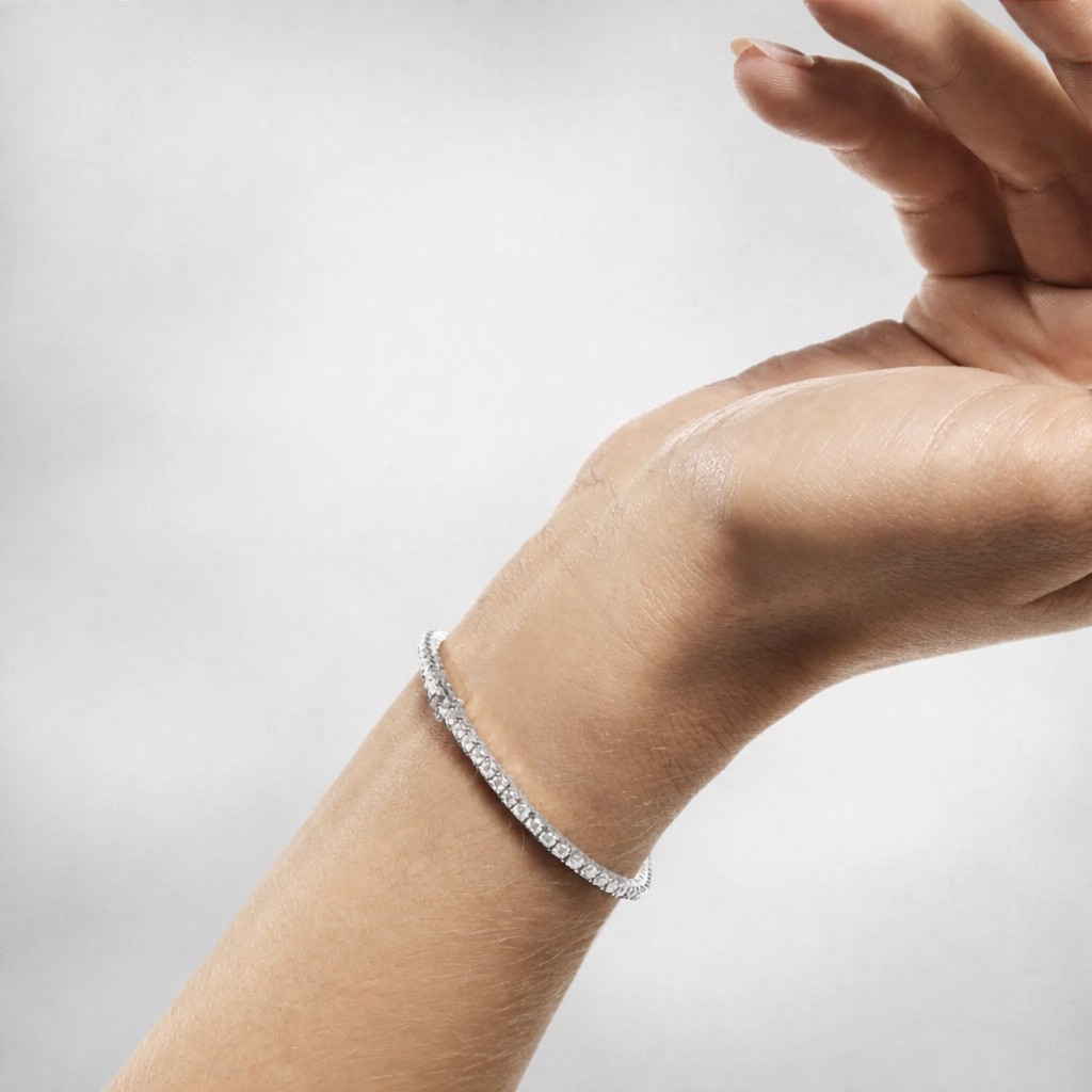 Bijoux en argent 925 porté au poignet femme élégant et brillant l Bracelets Kern